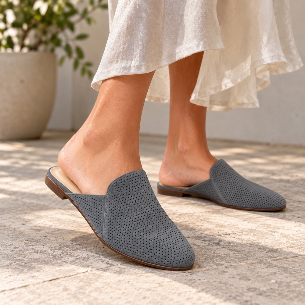 Kenneth Cole Rubie Perforated Leather Mule Slides Blue Gray Loafers 6.5
